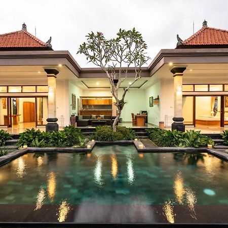Griya Private Villa Ubud Exterior foto